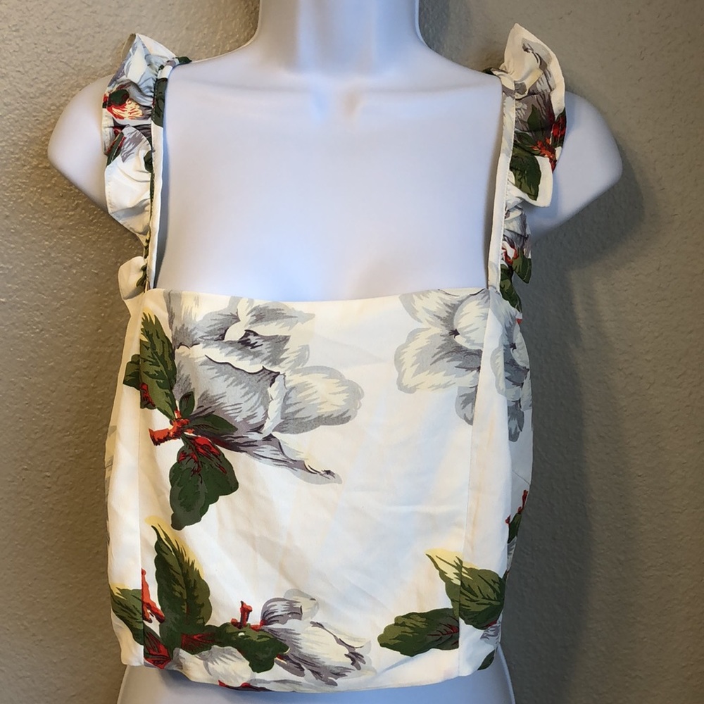 Goldie London Crop top with ruffle shoulder. NWT